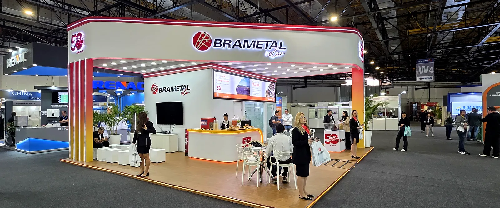 Estande da Brametal na Intersolar South America 2025, em São Paulo